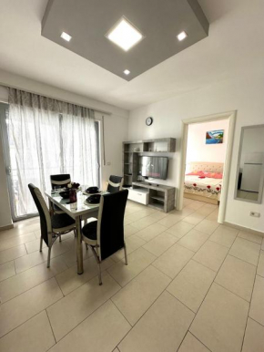 Sara's Apartment Seaside,Durres